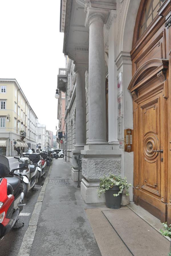 Apartamento Da Kevin Trieste Exterior foto